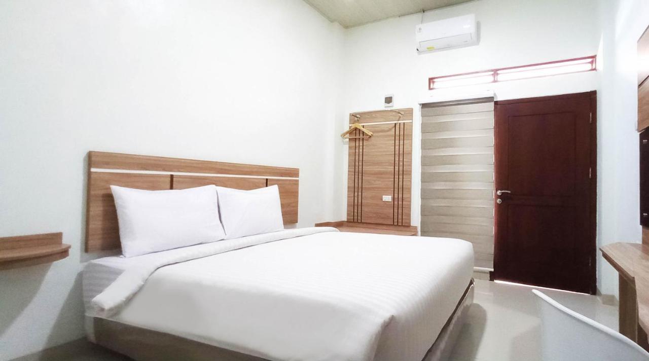 Hometown Residence Bandar Lampung Extérieur photo
